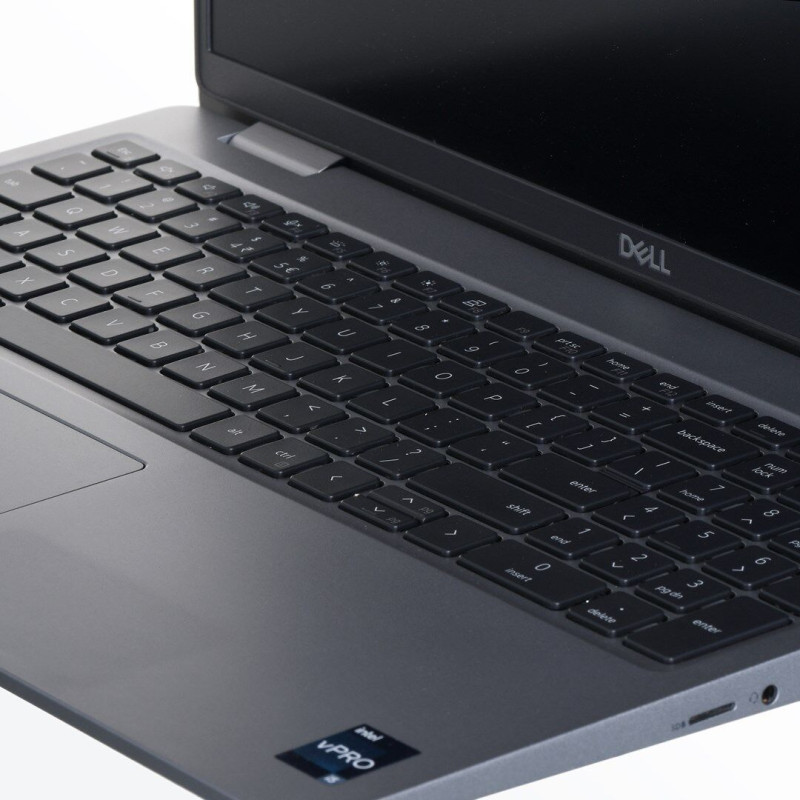 Dell Latitude 5530 15.6" FHD (2022) – Intel Core i5-1245U – 16GB RAM – 256GB SSD
