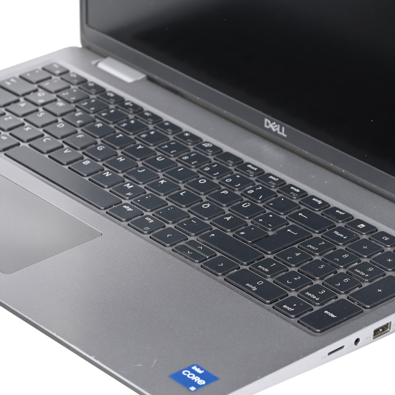 Dell Latitude 5540 15.6" FHD (2023) – Intel Core i5-1345U – 16GB RAM – 512GB SSD