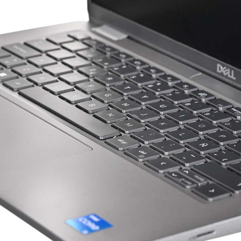 Dell Latitude 5430 14" FHD (2022) – Intel Core i7-1265U – 16GB RAM – 256GB SSD